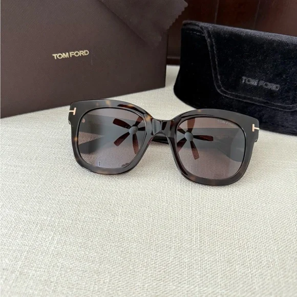 Tom Ford Havana Black Sunglasses - Picture 5 of 13